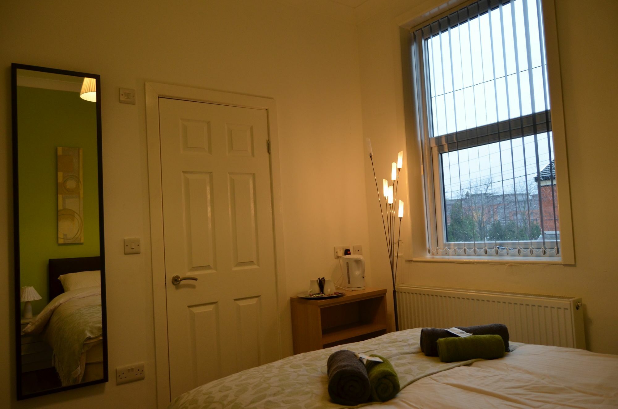 Oxford Road House Hotel Манчестър Екстериор снимка